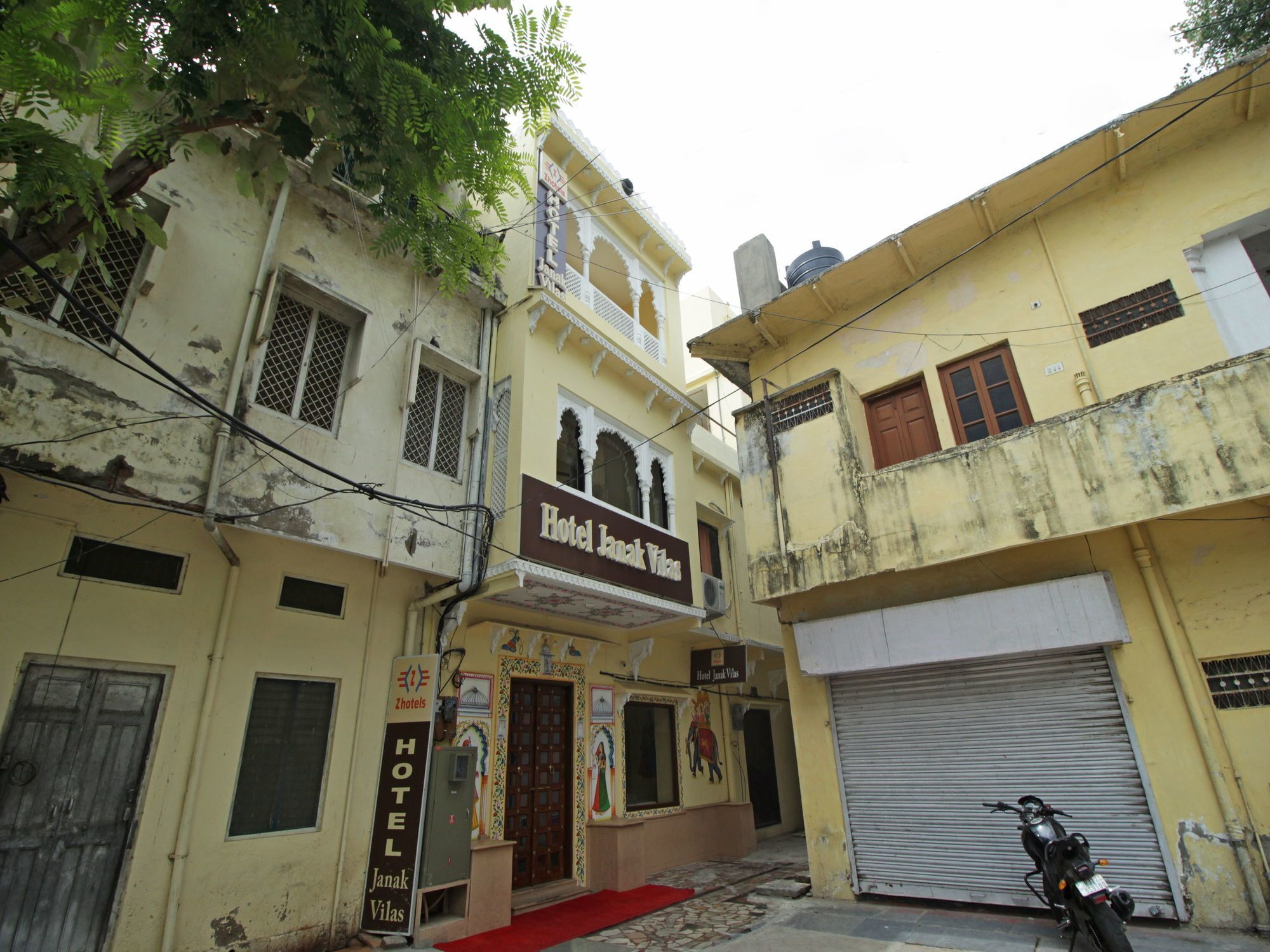 Oyo 9161 Hotel Janak Vilas Udaipur Bagian luar foto
