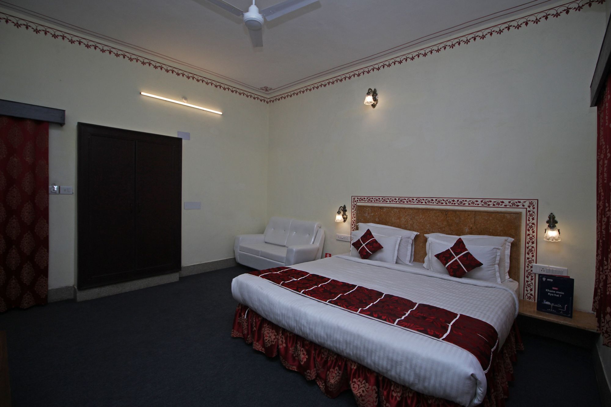 Oyo 9161 Hotel Janak Vilas Udaipur Bagian luar foto