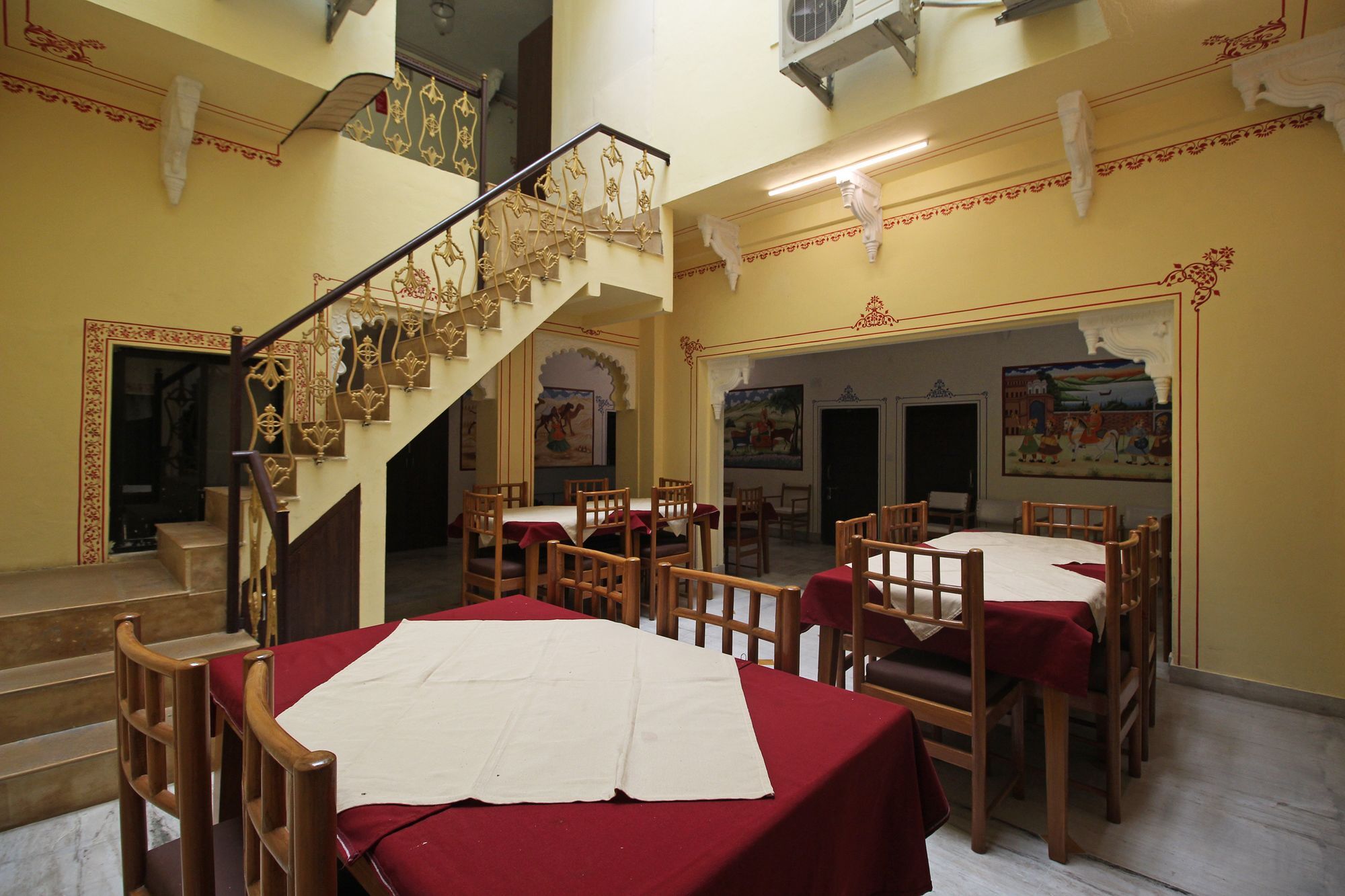 Oyo 9161 Hotel Janak Vilas Udaipur Bagian luar foto